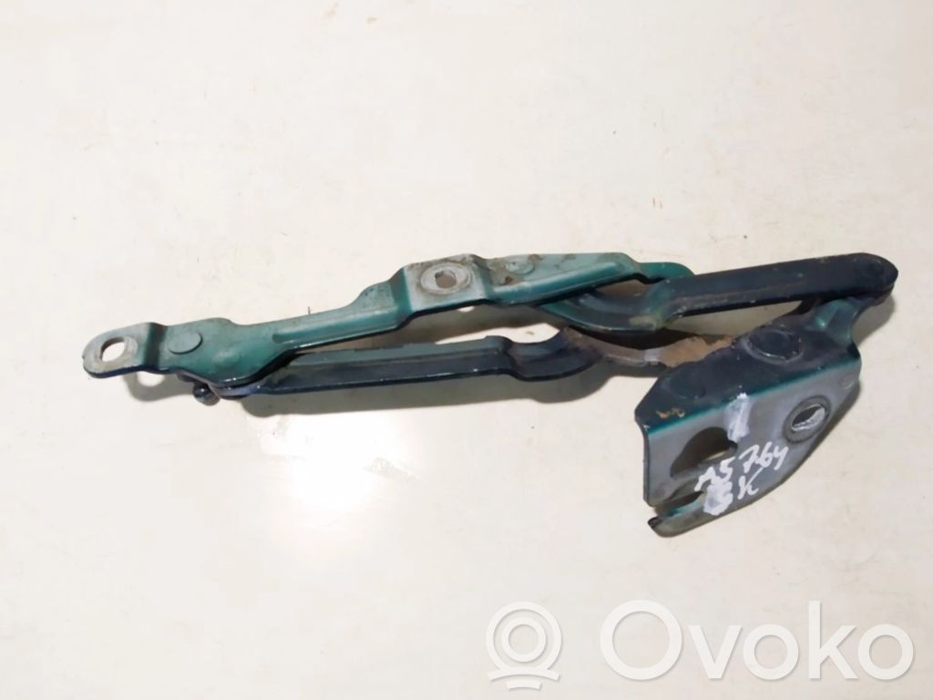 Audi A4 S4 B5 8D Tailgate/trunk/boot hinge 