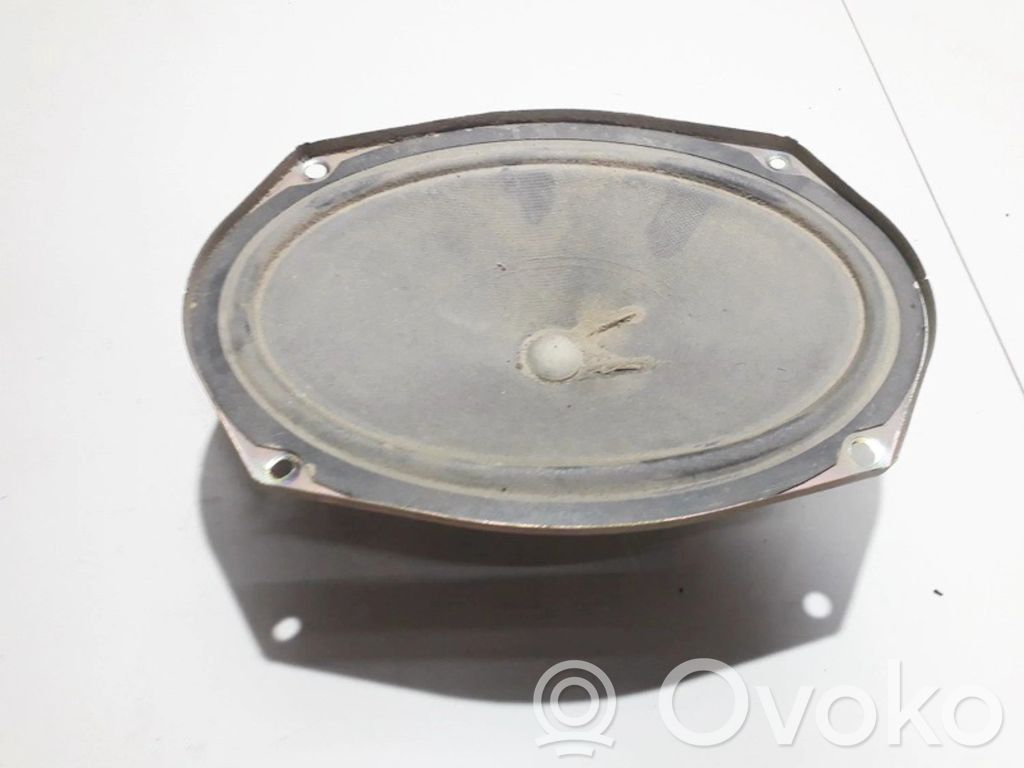 Mazda MPV Etuoven kaiutin 