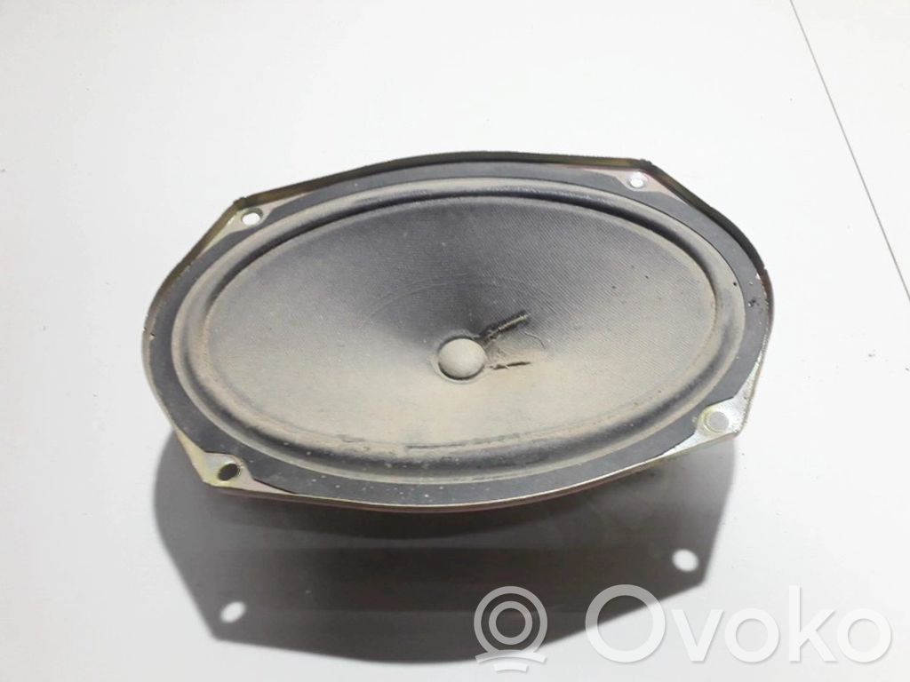 Mazda MPV Etuoven kaiutin 