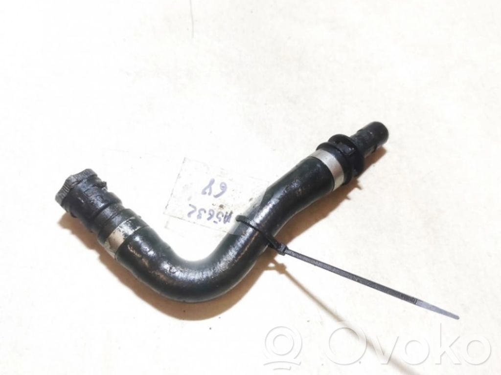 Ford Focus Conductă/furtun lichid de răcire motor 