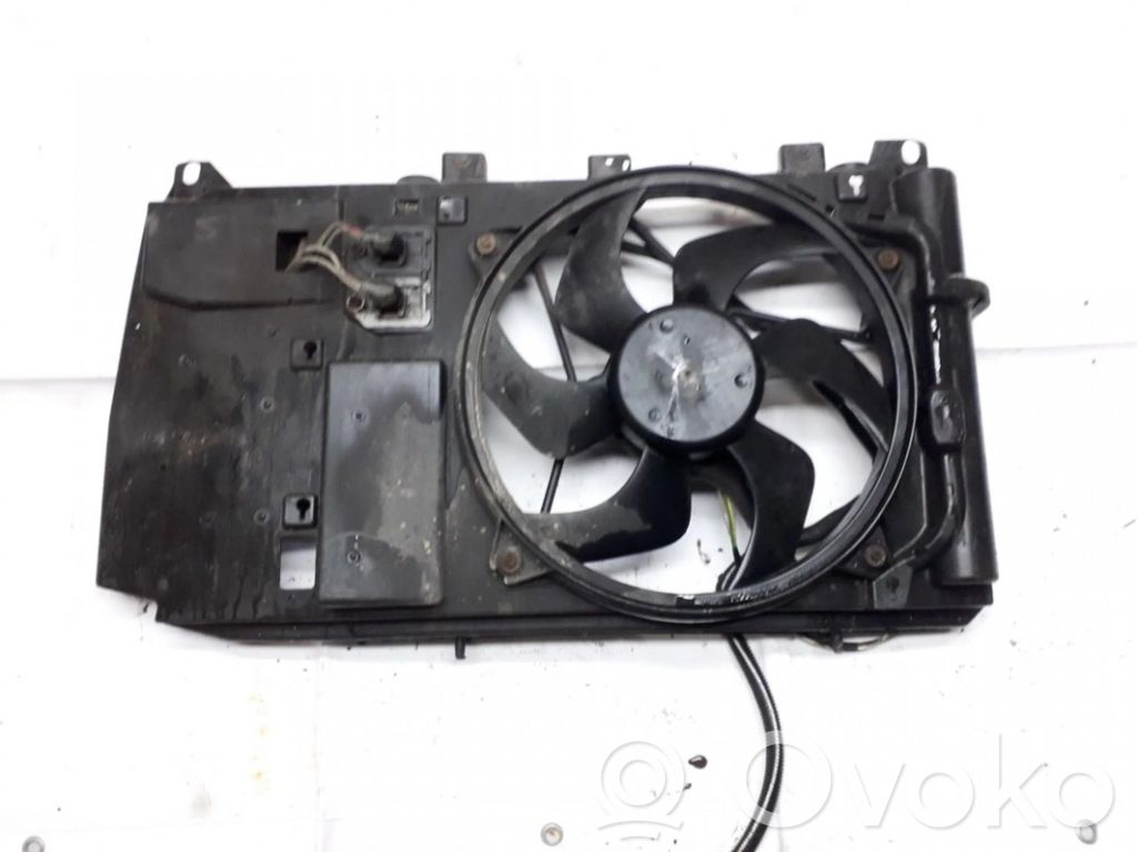 Citroen Xsara Picasso Suport ventilator radiator 