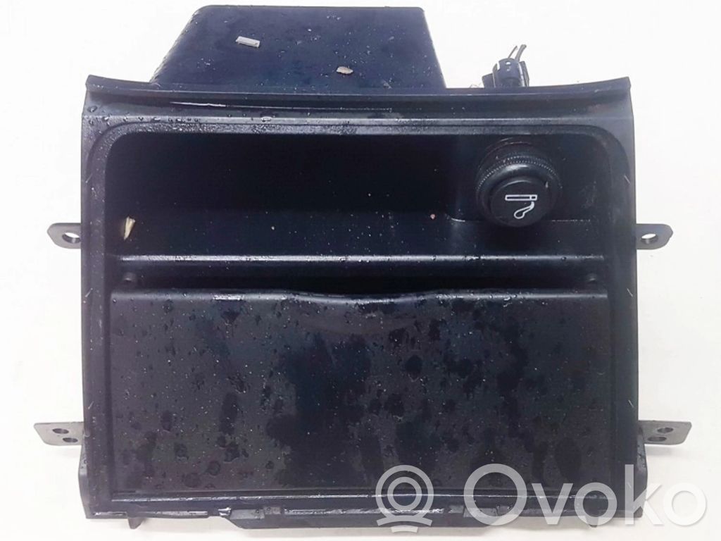 Suzuki SX4 Handschuhfach 