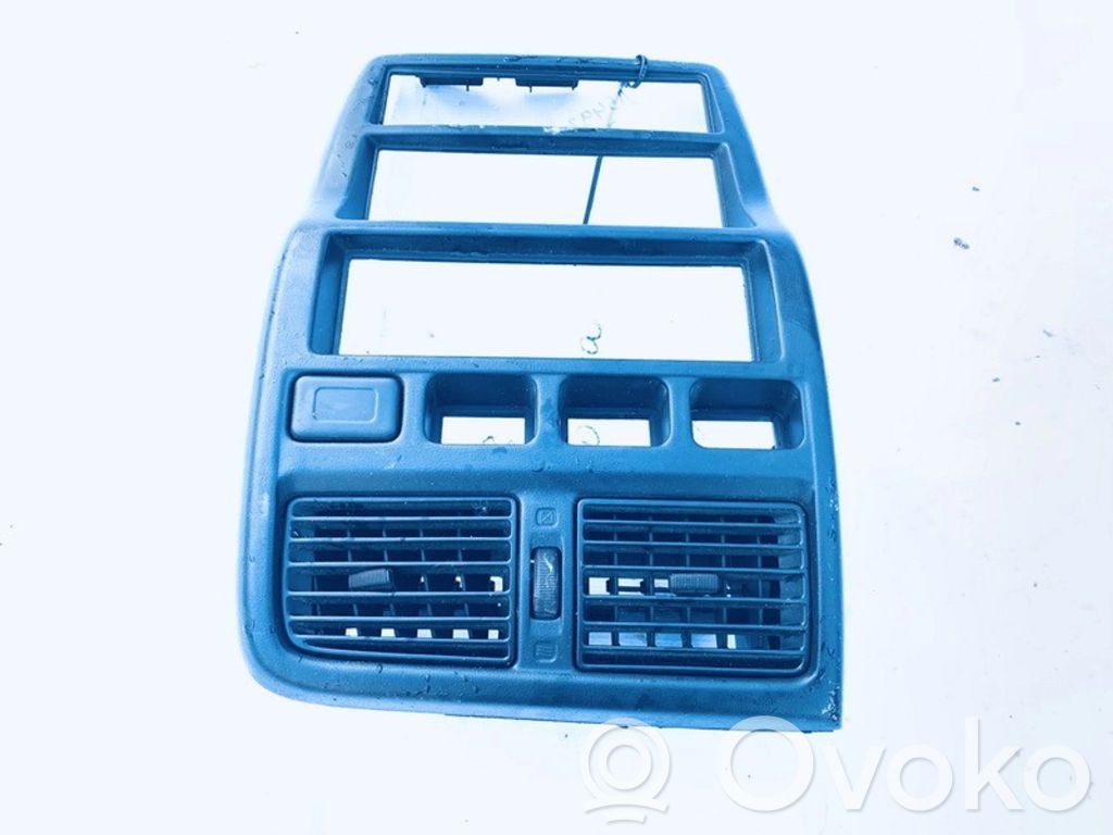Rejilla de ventilación central del panel   E4015161500,E4015161500,68750,E4015161500,E4015161500