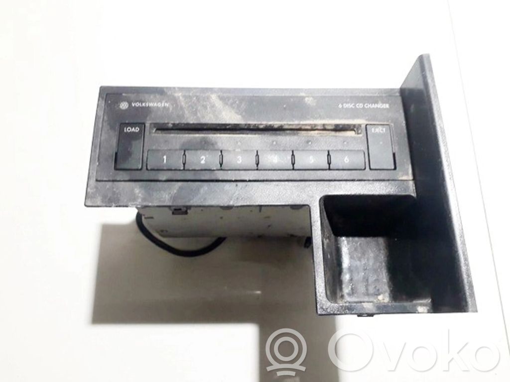 Volkswagen Touran I Cambiador de CD/DVD 