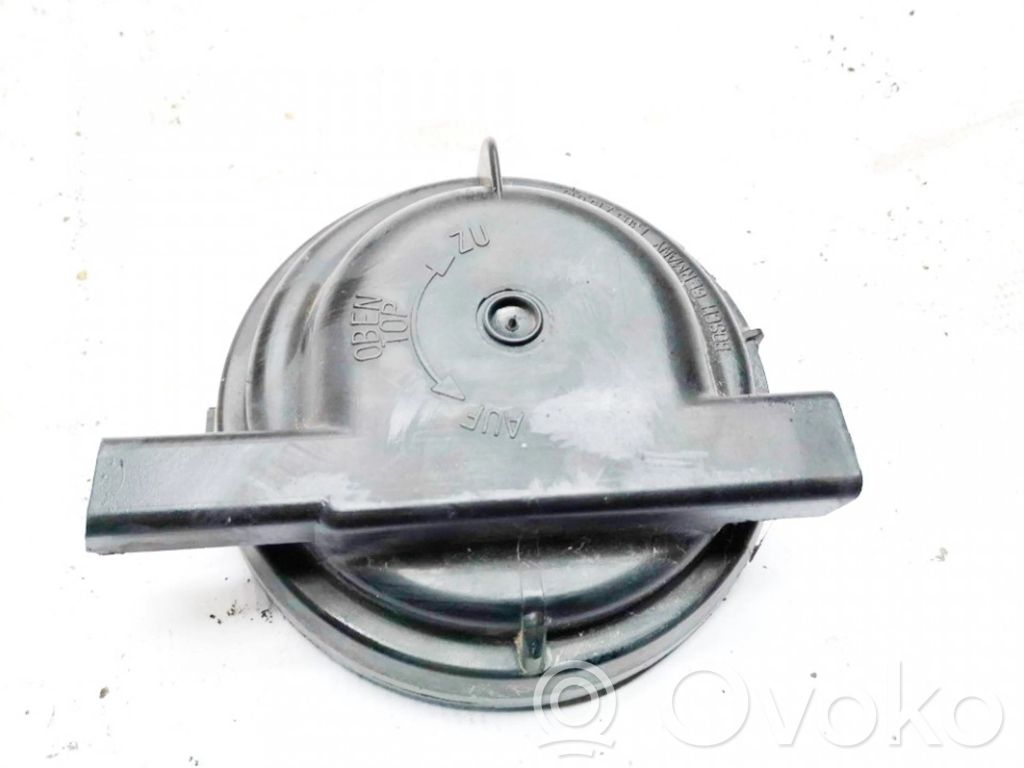 Audi 80 90 B3 Cache-poussière de phare avant