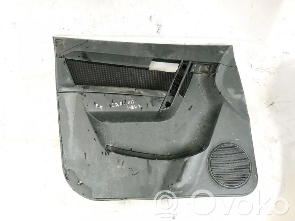 Chevrolet Captiva Rivestimento del pannello della portiera anteriore