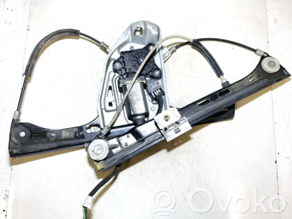 Mercedes-Benz C W203 Alzacristalli del portellone scorrevole con motorino 