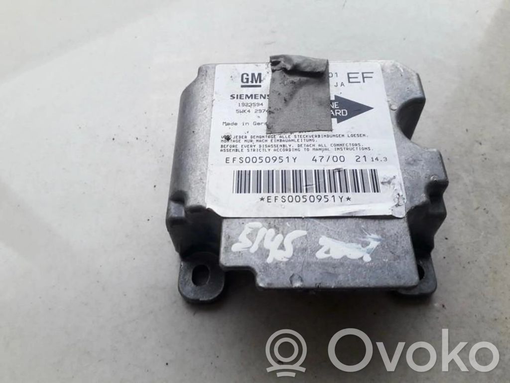 Opel Omega B2 Centralina/modulo airbag 
