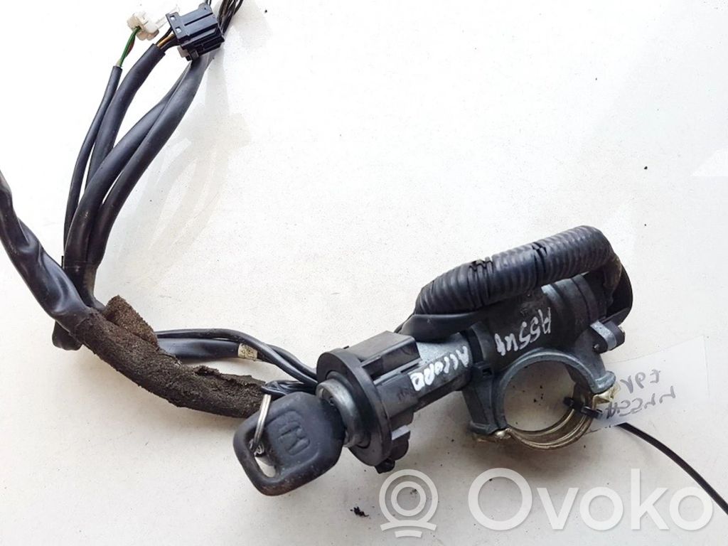 Honda Accord Contact aprindere 