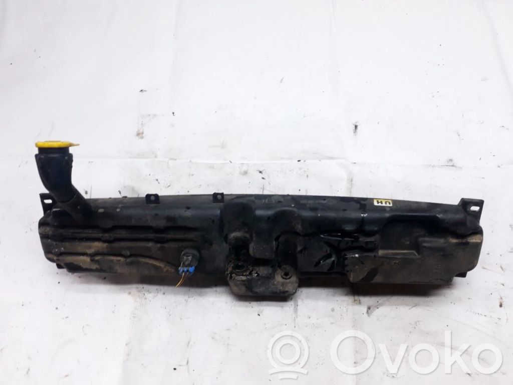 Opel Omega B2 Wischwasserbehälter 