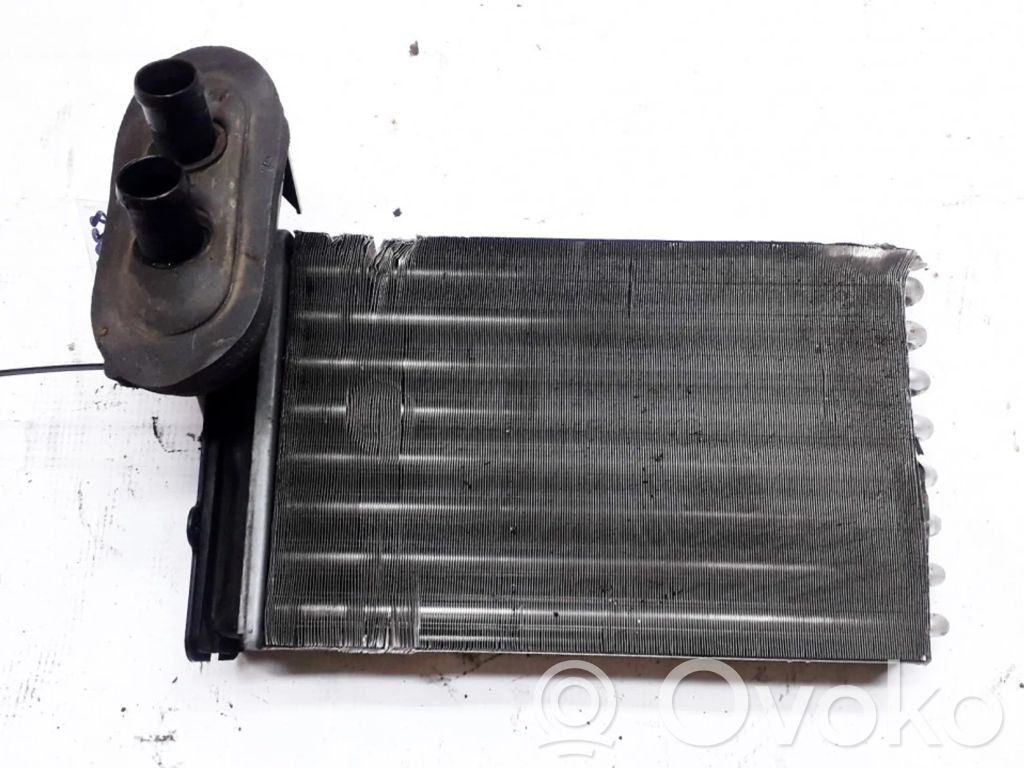 Volkswagen PASSAT B3 Radiatore riscaldamento abitacolo