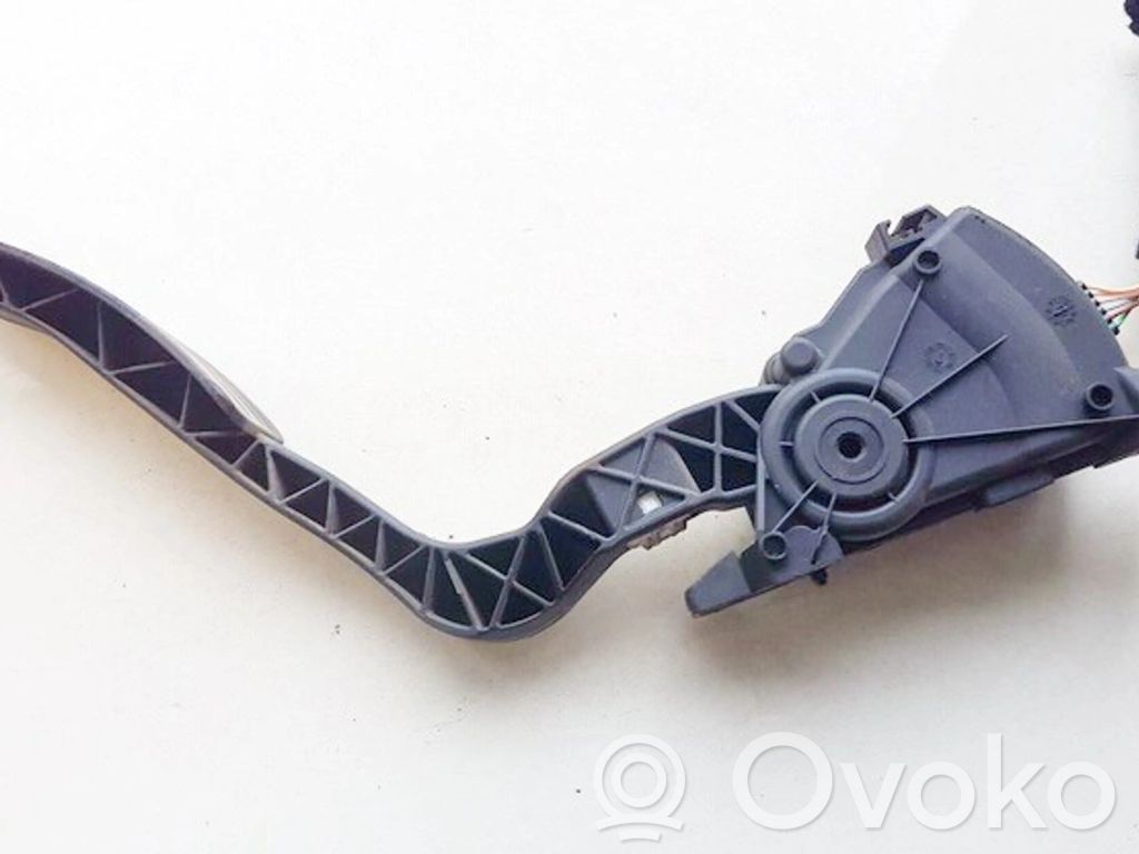 Dacia Sandero Gaspedal 