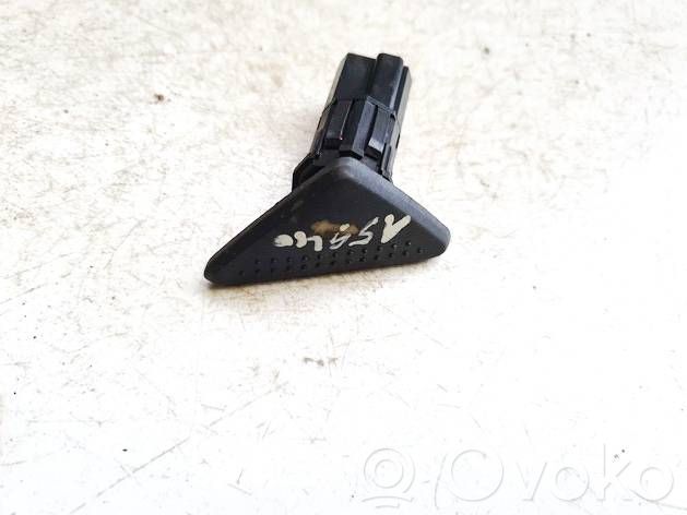 Ford Focus Interruptor para abrir la puerta trasera 