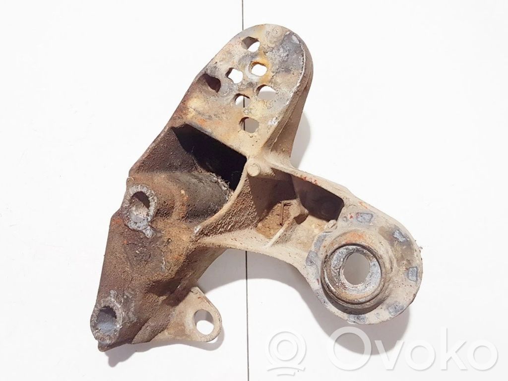Audi A4 S4 B5 8D Suport motor 