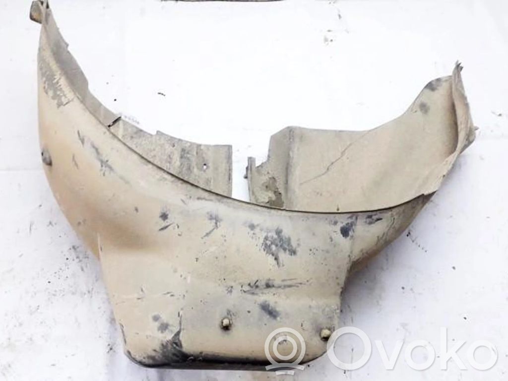 Audi A4 S4 B5 8D Rivestimento paraspruzzi parafango posteriore 