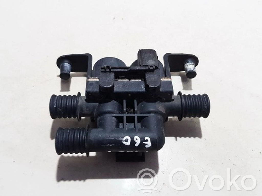 BMW 5 E60 E61 Apsildes radiatora vārsts (-i) 