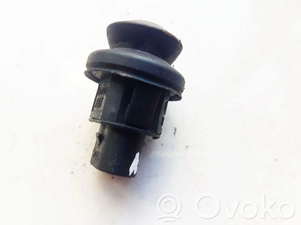 Volkswagen Vento Czujnik otwarcia drzwi 