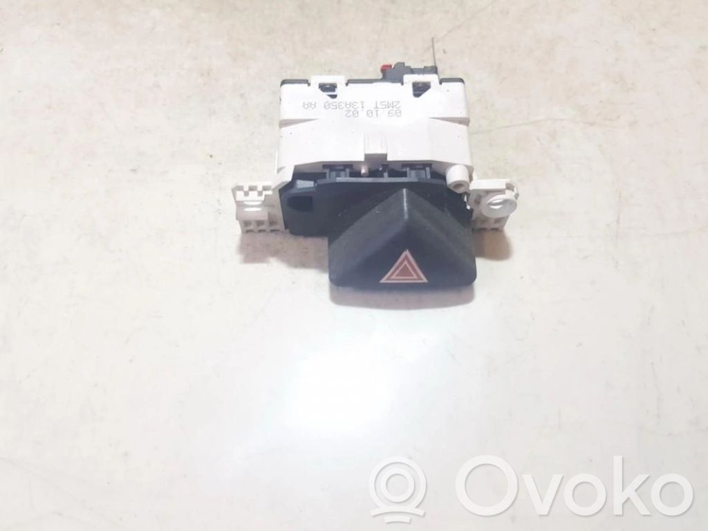 Ford Focus Comutator lumini pericol 