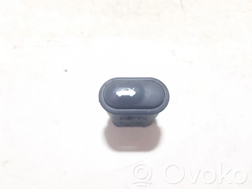 Mercury Cougar VIII Tailgate opening switch 