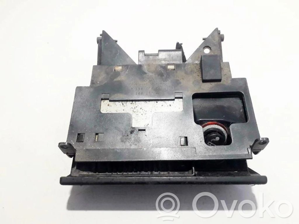 Posacenere auto   893857951,893857951A,893857951
