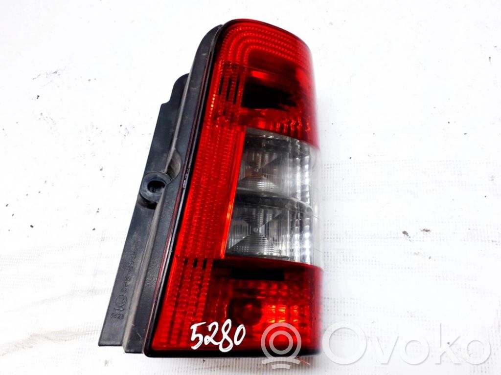 Citroen Berlingo Feux arrière / postérieurs