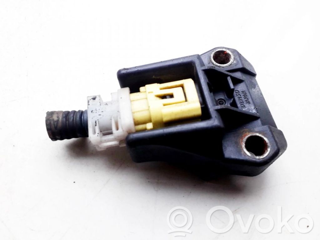 Toyota RAV 4 (XA20) Senzor impact/declanșare airbag 