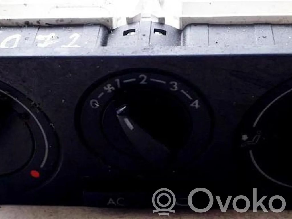 Volkswagen Golf IV Unitate control climatizare