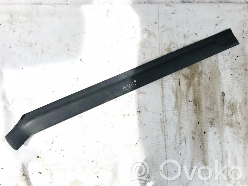 Opel Zafira A Rivestimento portiera posteriore (modanatura) 