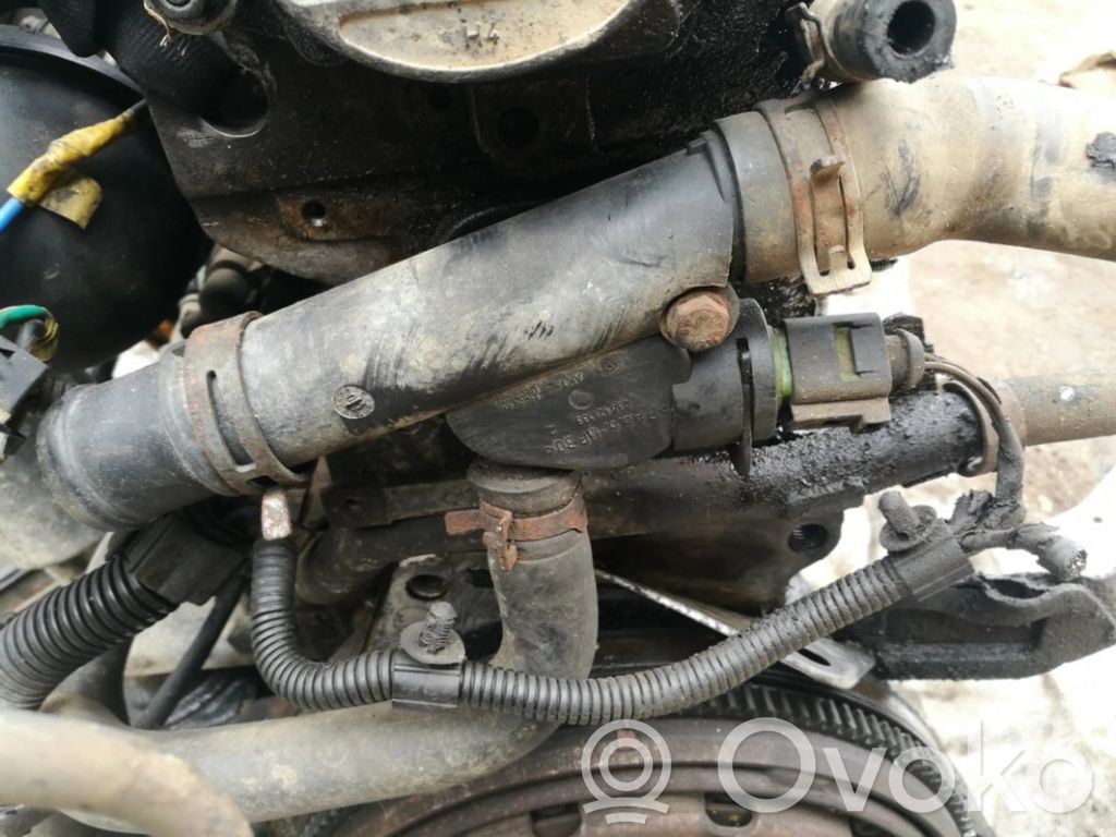 Volkswagen Golf IV Tubo flessibile del liquido di raffreddamento del motore