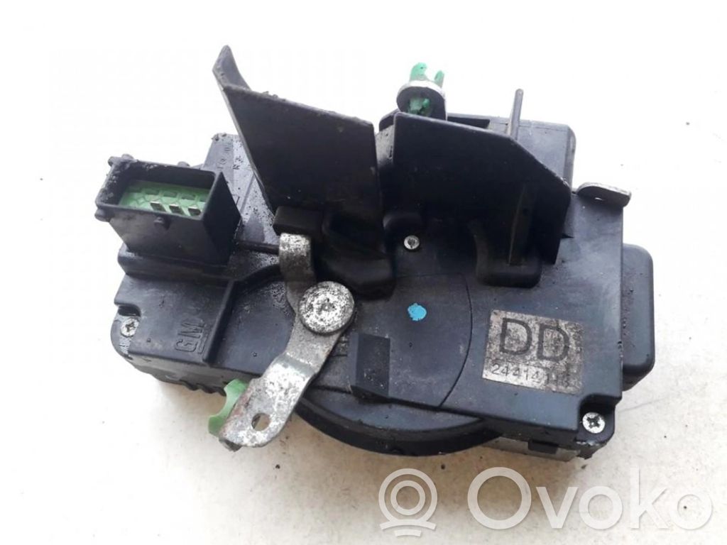 Opel Vectra B Zamek drzwi przednich 