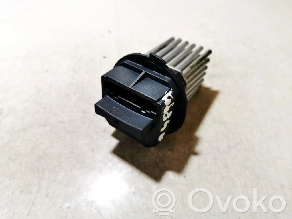Land Rover Freelander 2 - LR2 Rezystor / Opornik dmuchawy nawiewu 