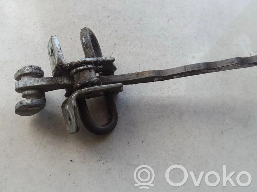 Opel Astra G Etuoven pidätin 