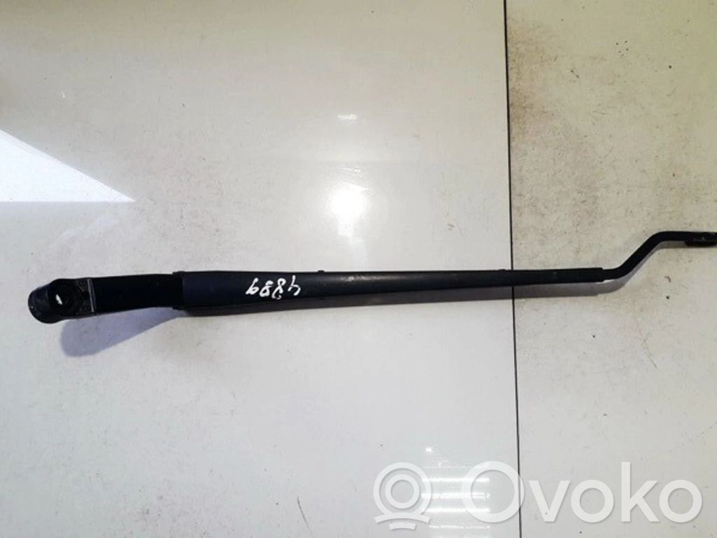 Toyota Corolla Verso AR10 Braț ștergător față 