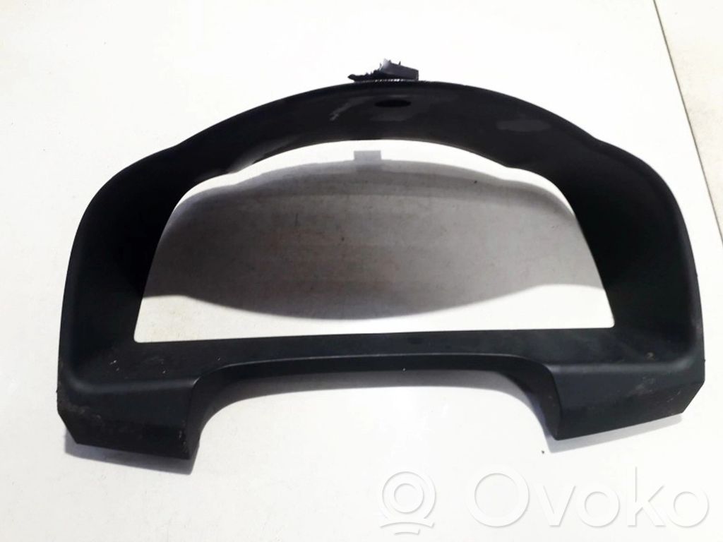 Toyota Corolla Verso AR10 Cornice cruscotto 