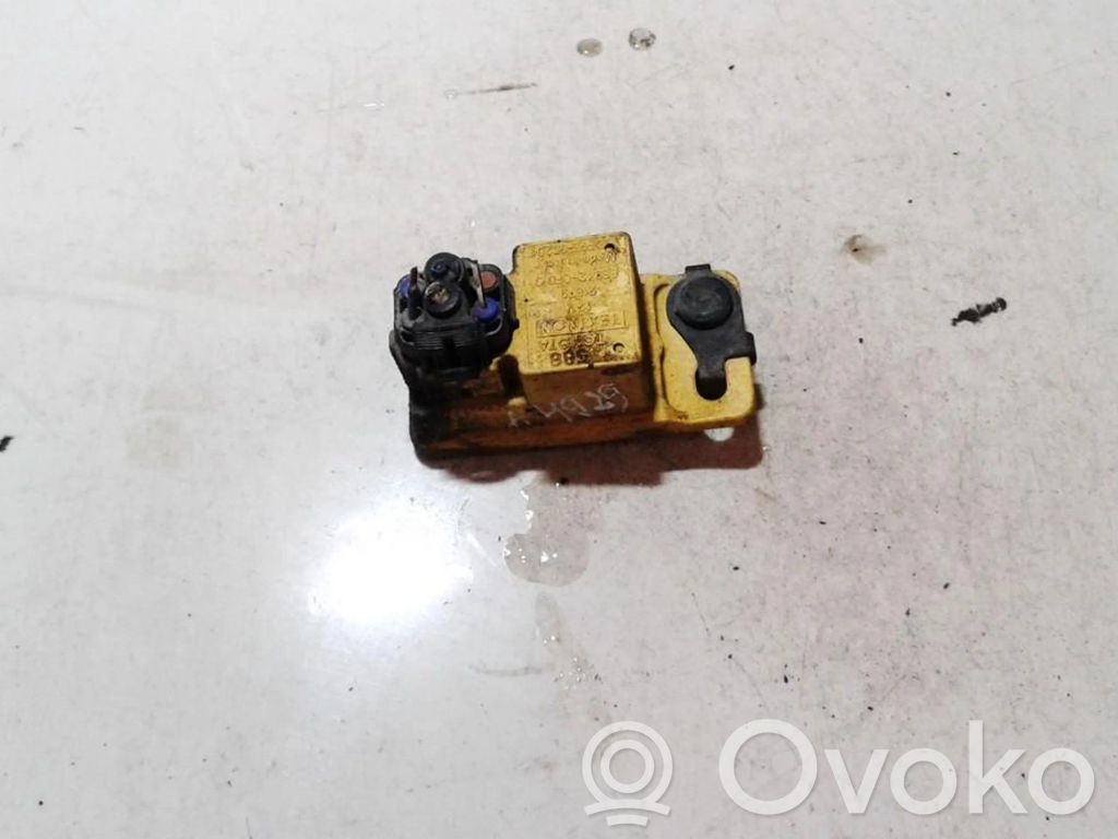 Toyota Corolla Verso AR10 Altri relè 