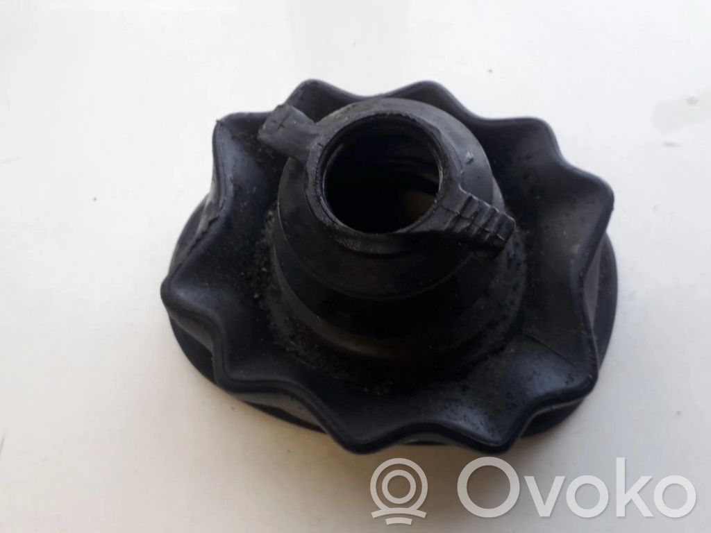 Muu ulkopuolen osa   8K0711167,8K0711167