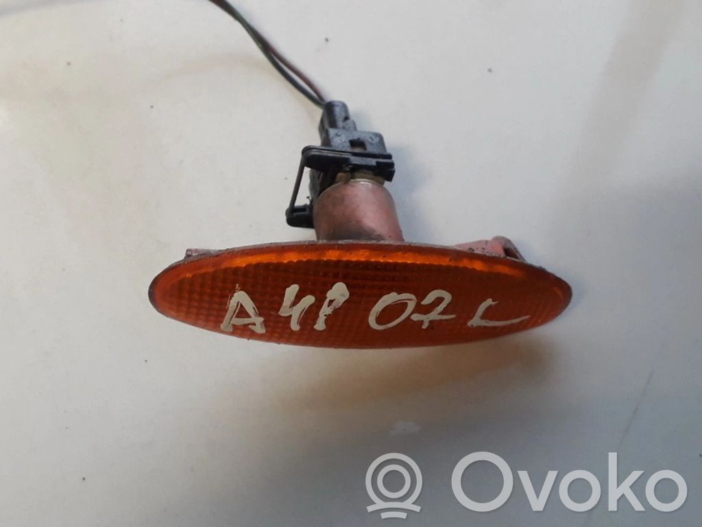 Ford Escort Indicatore di direzione del parafango anteriore