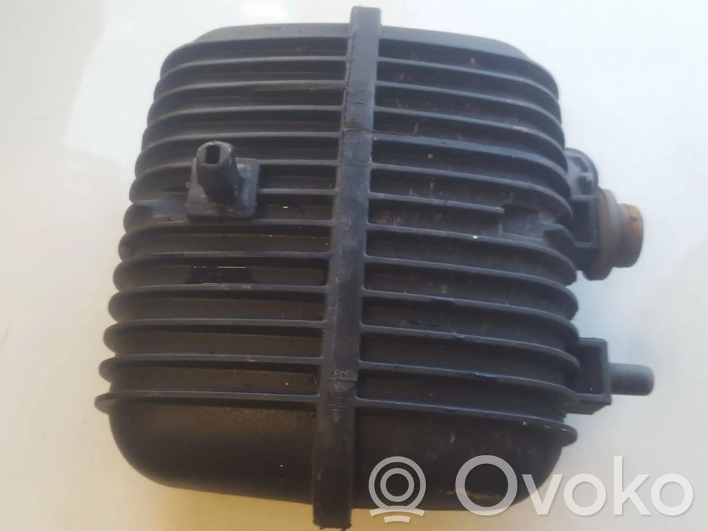 Audi A6 S6 C6 4F Serbatoio del vuoto