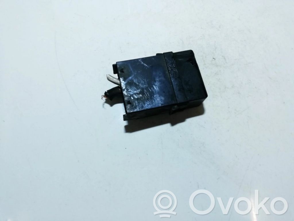 Sulakerasiasarja   AY601,AY601