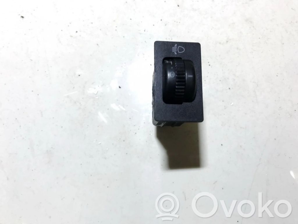 Toyota Corolla Verso AR10 Interruptor de control de altura del faro delantero 