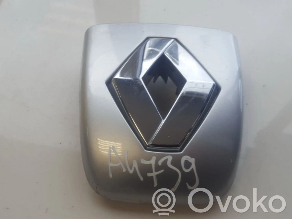 Renault Clio II Emblemat / Znaczek 
