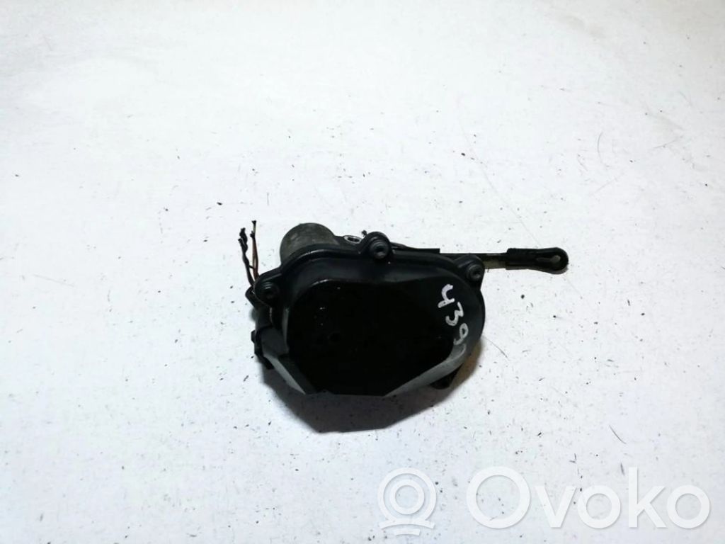 Audi A5 8T 8F Attuatore/motore della valvola del collettore di aspirazione 