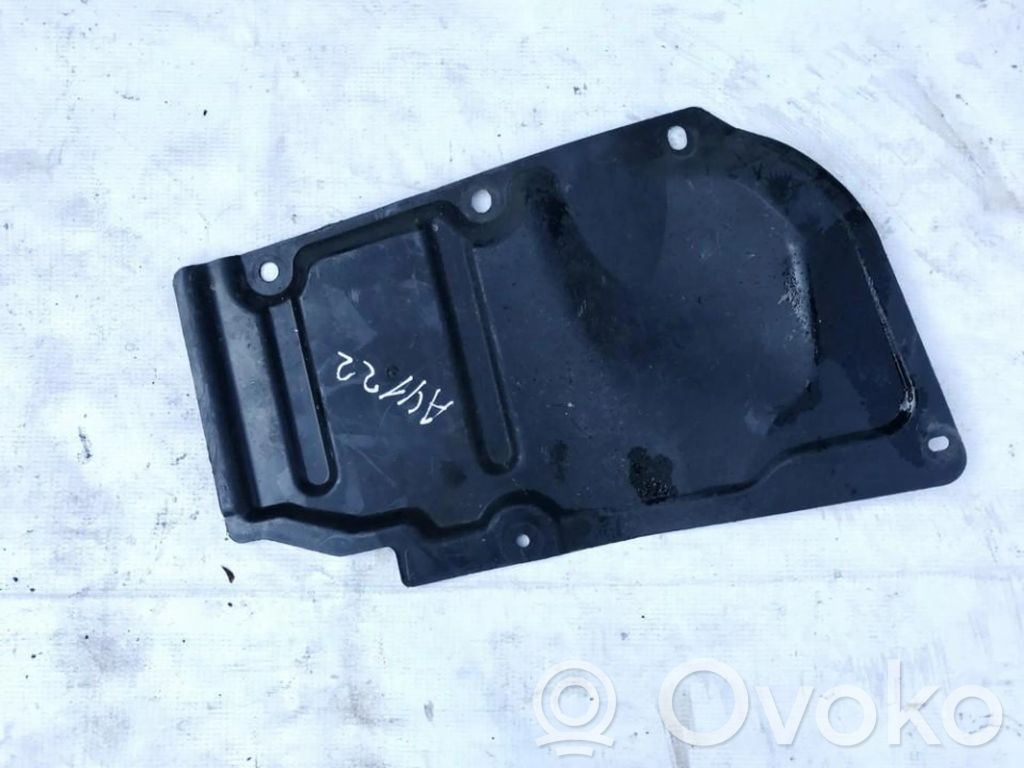 Toyota Avensis T270 Protezione anti spruzzi/sottoscocca del motore