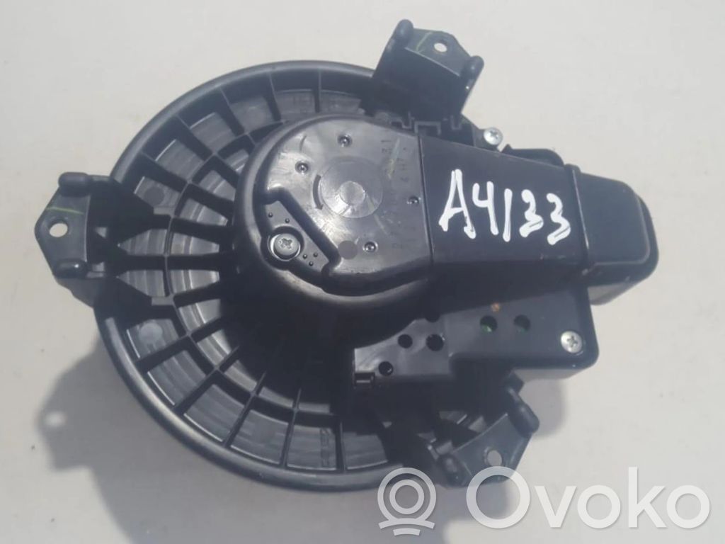 Toyota RAV 4 (XA30) Ventilator aerotermă 