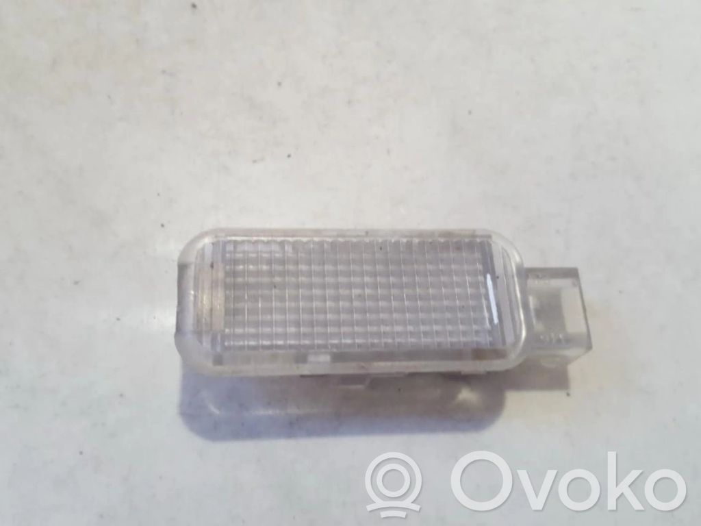 Audi A6 S6 C5 4B Etuoven verhoilu