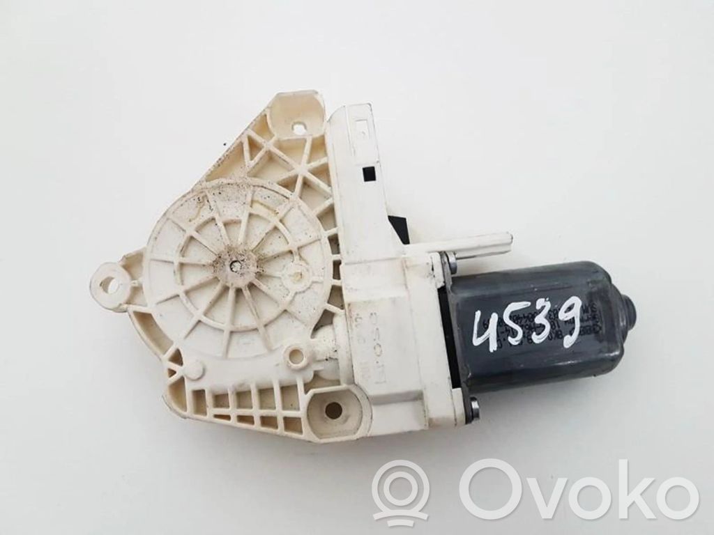 Audi A1 Motor macara geam ușă față 