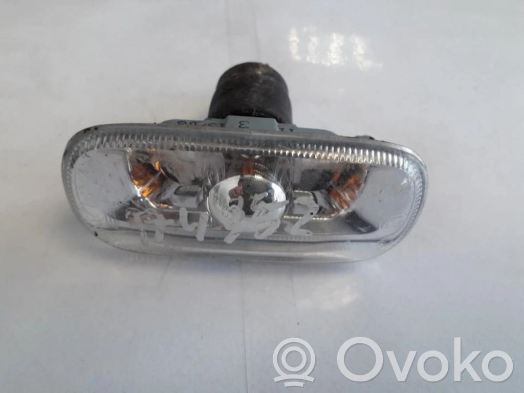 Audi A3 S3 8P Feu clignotant répétiteur d'aile avant
