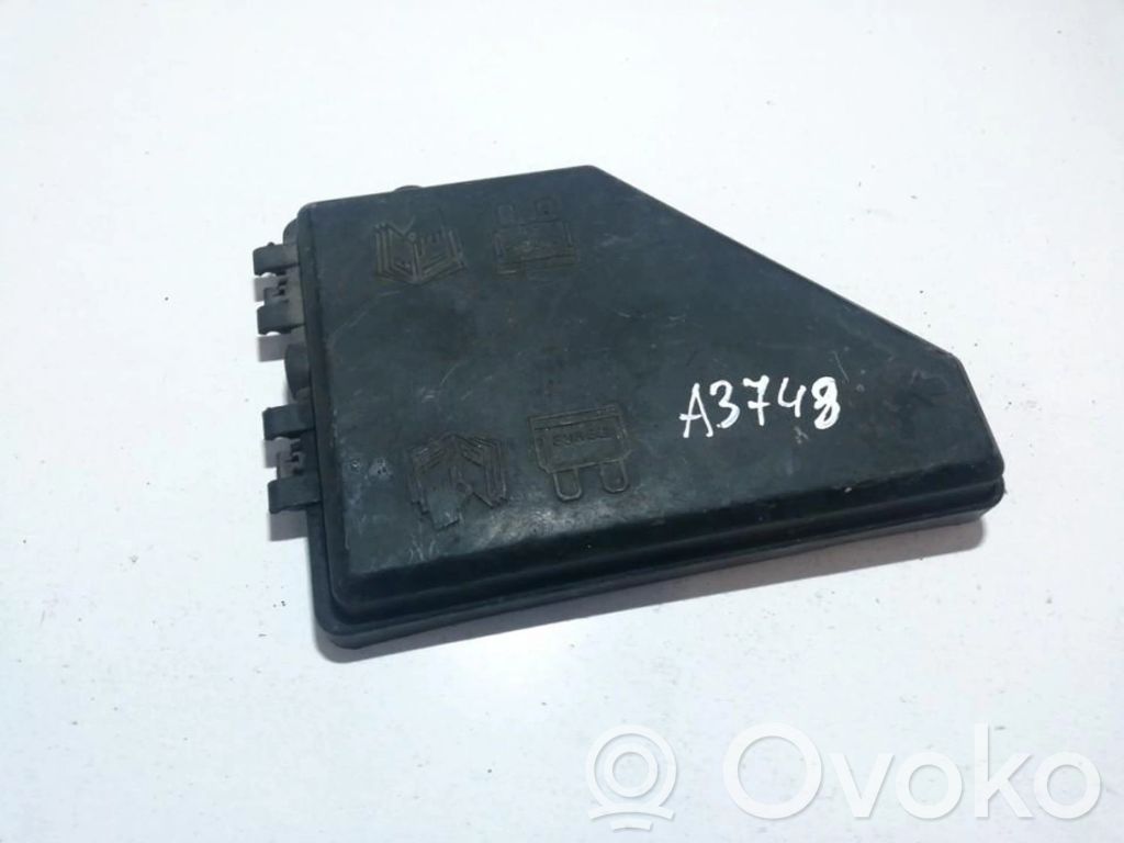 Fuse box set   68376,100951,100951,68376