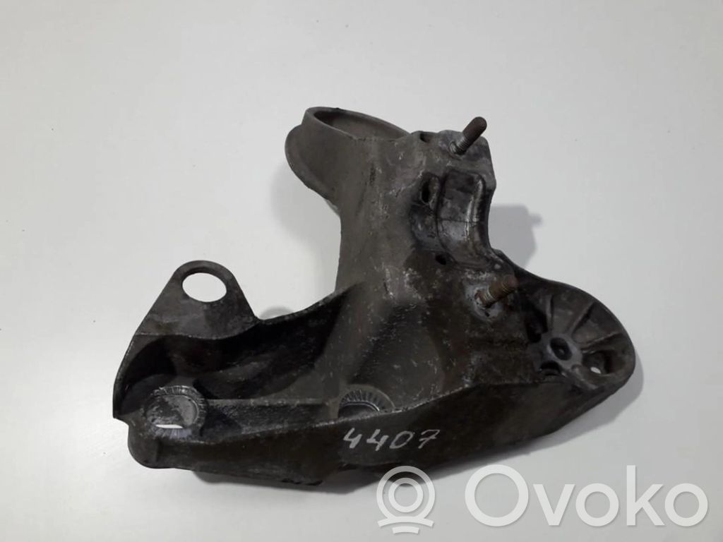 Audi A4 S4 B7 8E 8H Supporto di montaggio del motore (usato)
