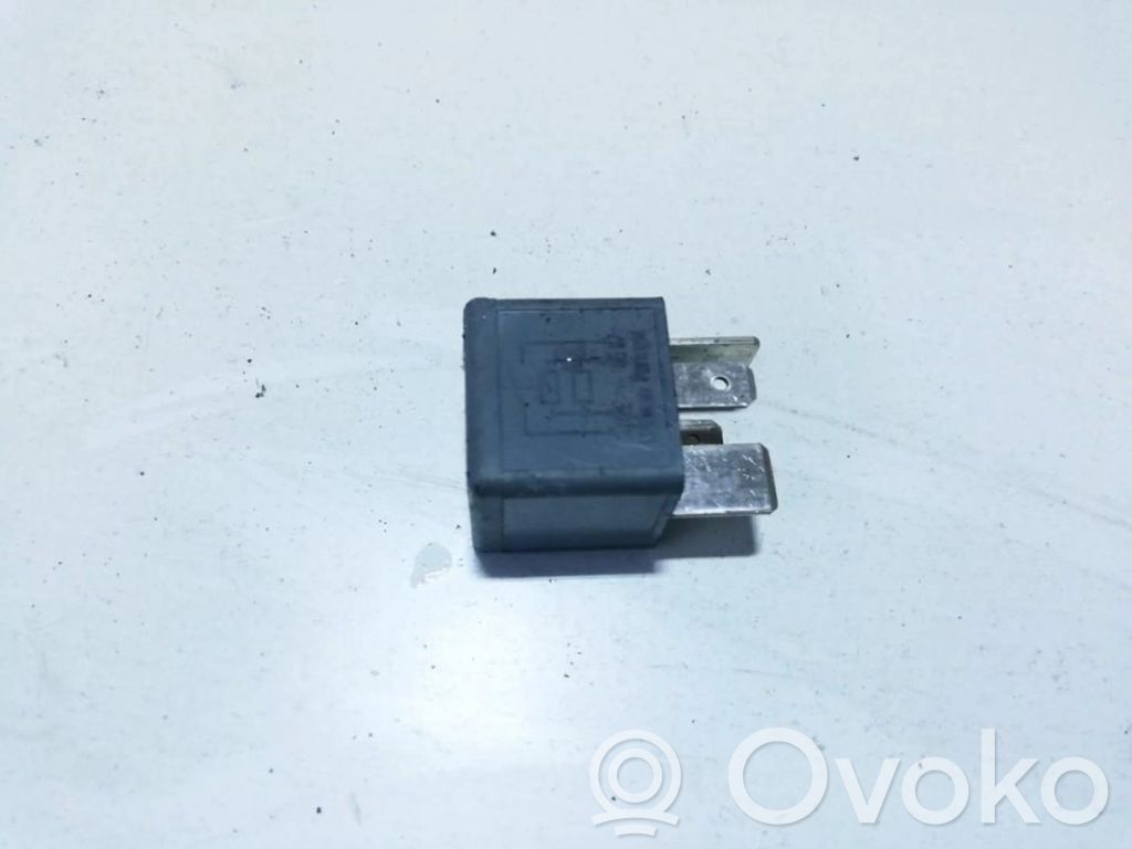 Inne przekaźniki   8D0951253,V23134J52X300,8D0951253,V23134J52X300